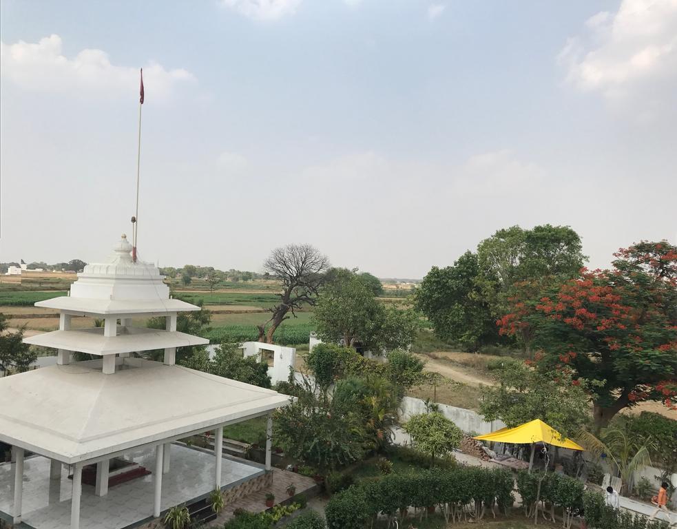 Vedic Villa Varanasi Esterno foto